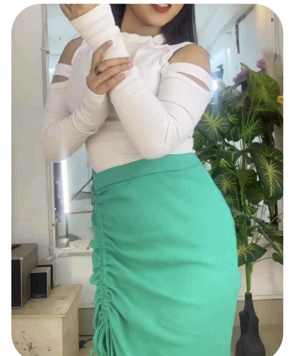 Cold sholder fullsleeve top