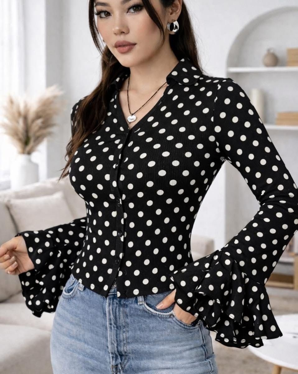 Printed picu flaresleeve 90s dot top
