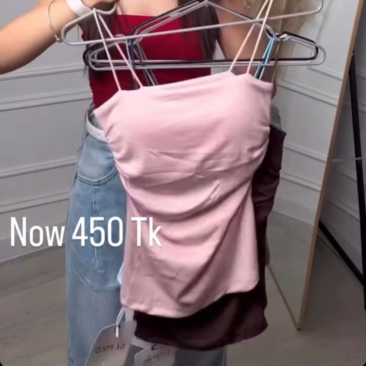 Flow strap top