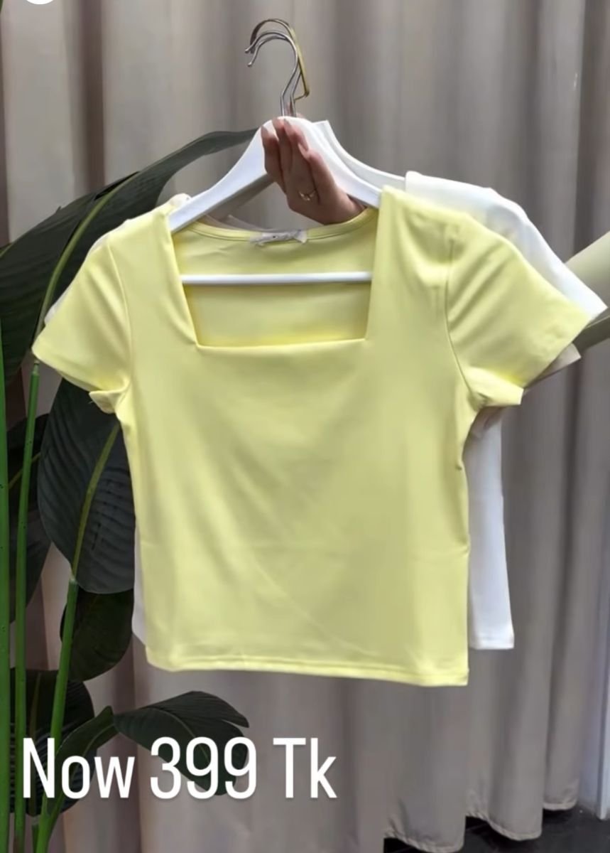 Half sleeve squareneck top